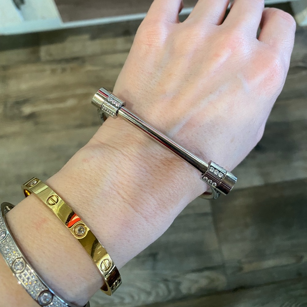 🌟unique fashionable micro paved bracelet🌟